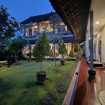 Damuh Backpacker House